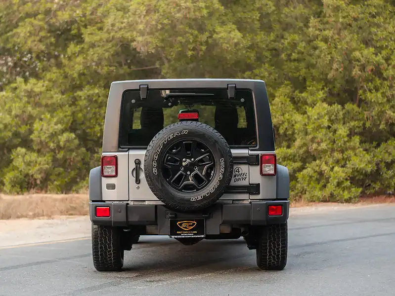 2018 Jeep Wrangler Unlimited Willys Wheeler 3.6L 6 Cylinder Engine Silver Grey