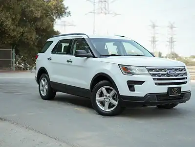 2018 Ford Explorer XLT 3.5L 6 Cylinders Engine 4WD GCC White Beige