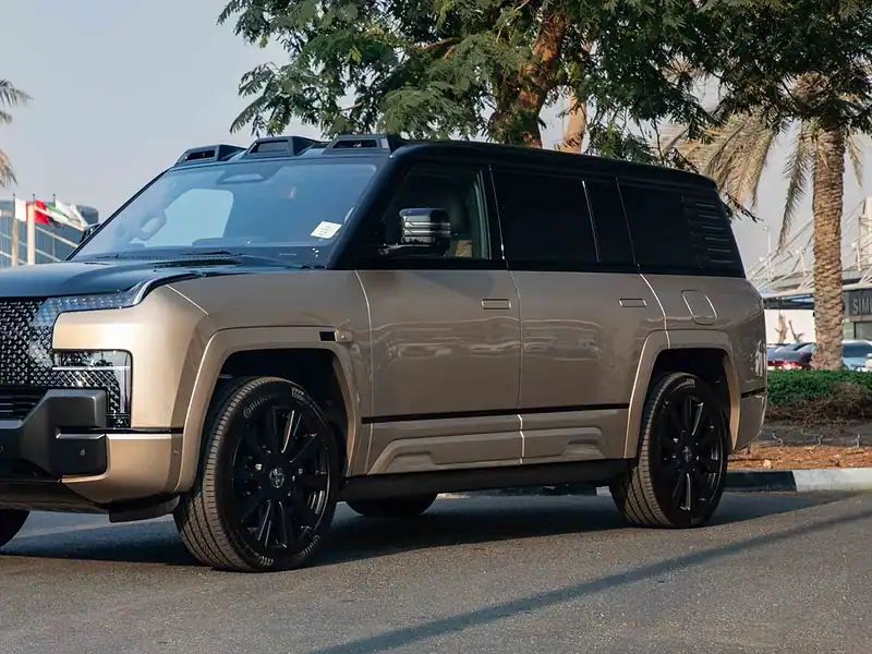 2025 Yangwang U8 LWB Hybrid 0KM Gold Brown SUV
