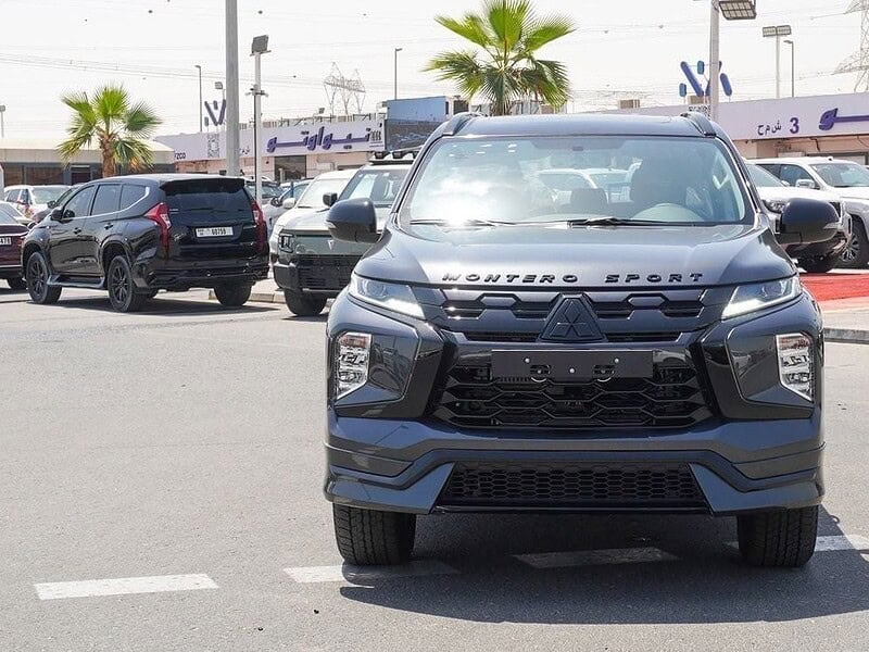 2025 Montero Sport HighLine Prime Edition 3.0L 4WD Petrol AT Grey Black