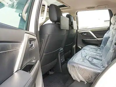 2025 Mitsubishi Montero Sport 3.0L 4WD Petrol White Black GCC Specs