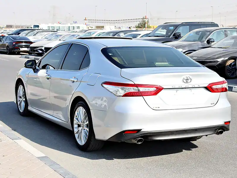 2020 Toyota Camry Grande 6 Cylinders Engine Silver Beige GCC Specs