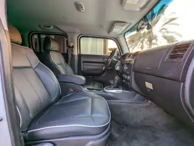 2006 Hummer H3 Adventure 5 Cylinder Engine White Black SUV