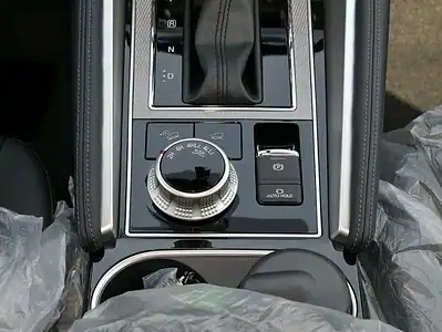 2025 Montero Sport 3.0L 4WD Petrol White Black GCC Specs