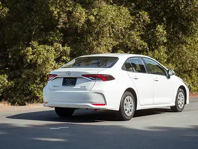 2022 Toyota Corolla XLI 1.6L 4 Cylinders Engine White Grey GCC Specs