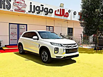 2022 Mitsubishi ASX GLX 4 Cylinder Engine White Black SUV GCC Specs