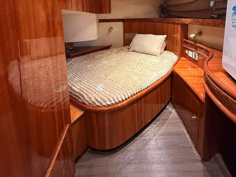 Yacht Charters Rental in Dubai UAE