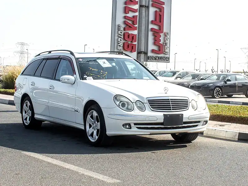 2005 Mercedes-Benz E-Class E 500 IMMACULATE CONDITION White Black