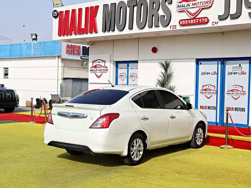 2019 Nissan Sunny Base 4 Cylinder Engine White Beige GCC Specs