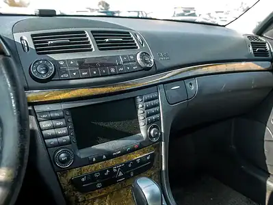 2005 Mercedes-Benz E-Class E 500 IMMACULATE CONDITION White Black