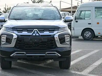 2025 Montero Sport GLS 3.0L 4WD Petrol A/T Black Black GCC Specs