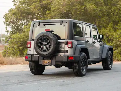 2018 Jeep Wrangler Unlimited Willys Wheeler 3.6L 6 Cylinder Engine Silver Grey