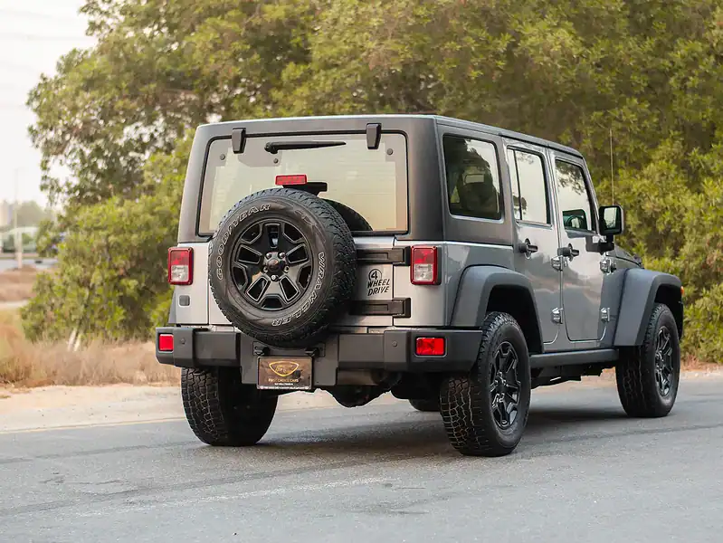 2018 Jeep Wrangler Unlimited Willys Wheeler 3.6L 6 Cylinder Engine Silver Grey