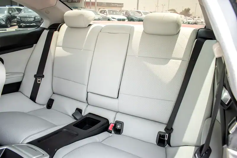 2008 BMW 3-Series 320i Good Condition and Well-Maintained Grey Beige