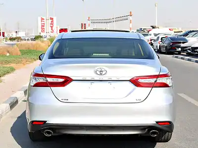 2020 Toyota Camry Grande 6 Cylinders Engine Silver Beige GCC Specs