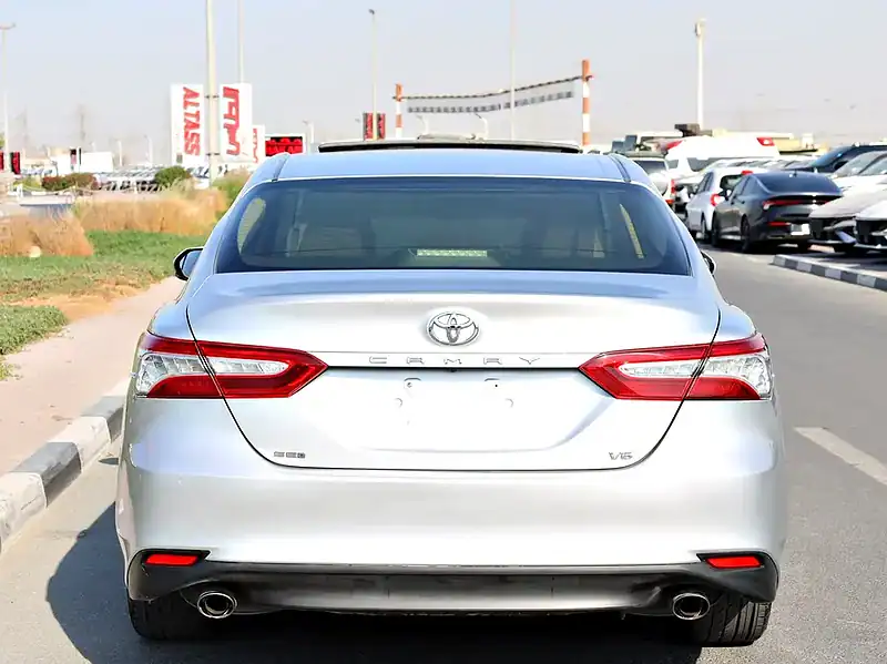 2020 Toyota Camry Grande 6 Cylinders Engine Silver Beige GCC Specs