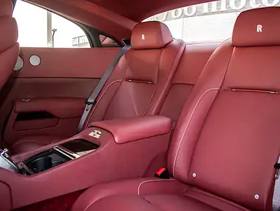 2015 Rolls-Royce Wraith Standard Smooth and powerful V12 White Red Coupe