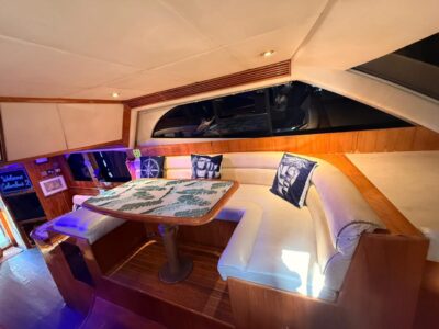 Yacht Charters Rental in Dubai UAE