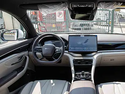 2025 BYD SONG PLUS DM-i HYBRID 0KM White Beige SUV