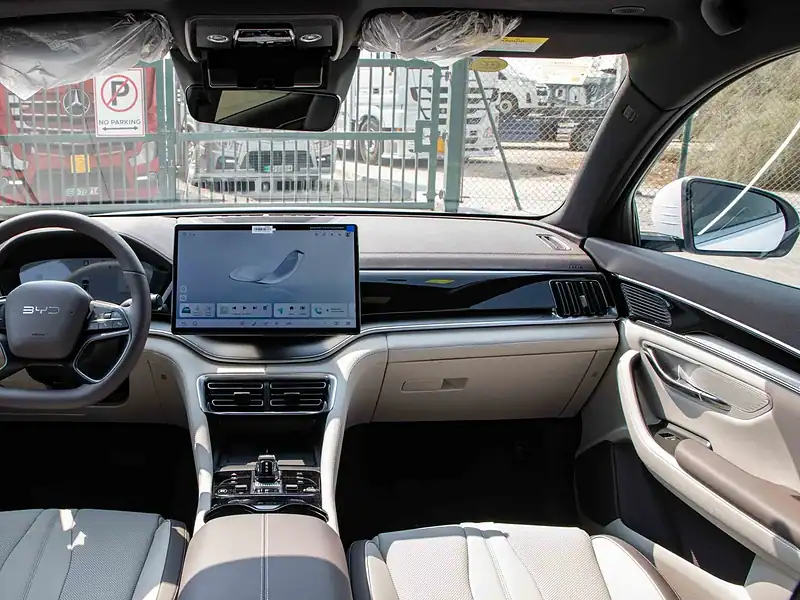 2025 BYD SONG PLUS DM-i HYBRID 0KM White Beige SUV