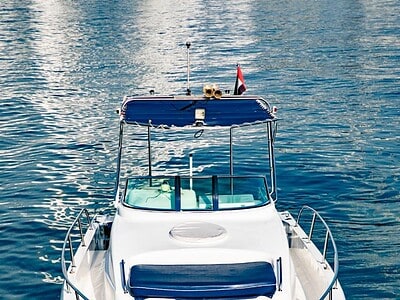 For Rental Yacht Charter in Dubai