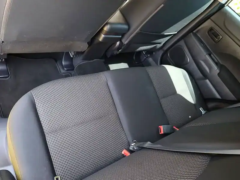 2022 Mitsubishi ASX GLX 4 Cylinder Engine White Black SUV GCC Specs