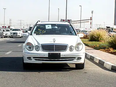 2005 Mercedes-Benz E-Class E 500 IMMACULATE CONDITION White Black