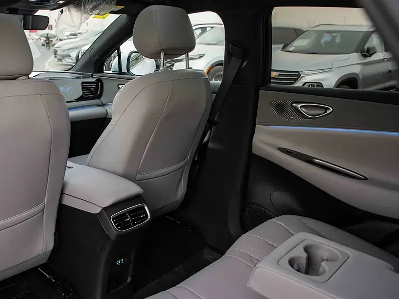 2025 BYD Sealion 06 DM-i NAVIGATE EDITION 0KM White Grey SUV