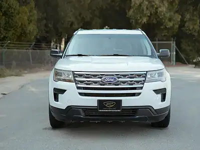 2018 Ford Explorer XLT 3.5L 6 Cylinders Engine 4WD GCC White Beige