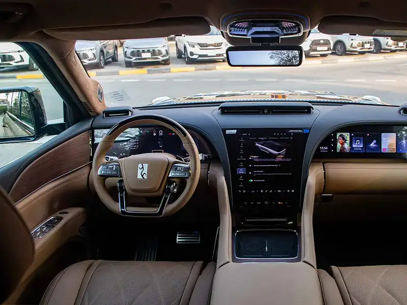 2025 Yangwang U8 LWB Hybrid 0KM Gold Brown SUV