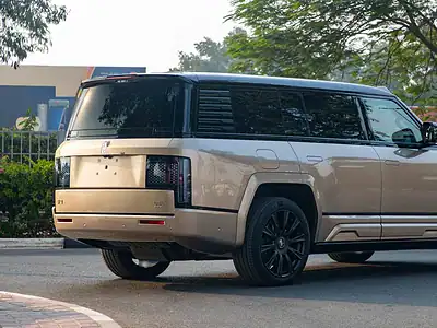 2025 Yangwang U8 LWB Hybrid 0KM Gold Brown SUV