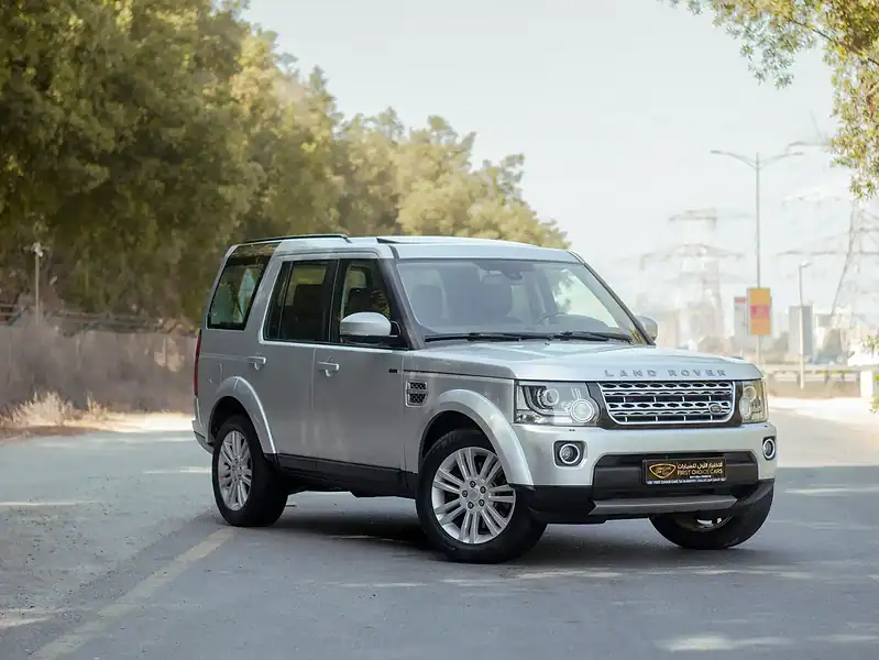 2016 Land Rover LR4 HSE 3.0L 6 Cylinder Engine GCC Specs Silver Black