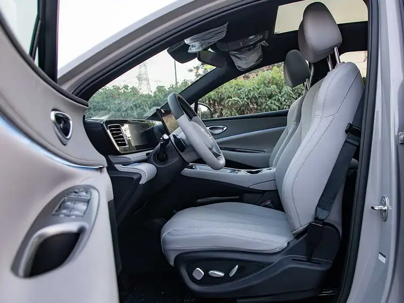 2025 BYD Sealion 06 DM-i NAVIGATE EDITION PLUS 0KM Grey Beige SUV