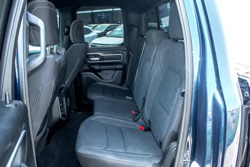 2023 Dodge Ram 1500 Big Horn 8 Cylinders Engine Petrol Blue Black