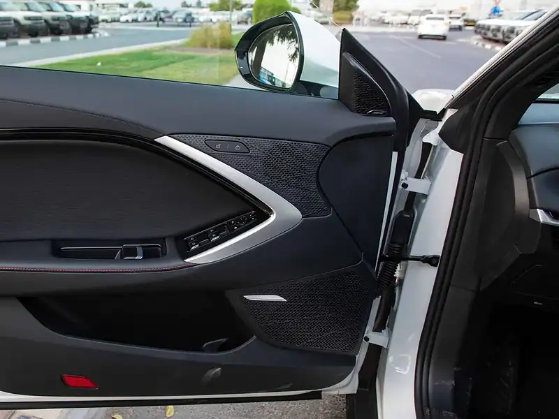 2025 MG 7 ELEGANCE SPORT PACKAGE SPOILER 1.5L 0KM White Green