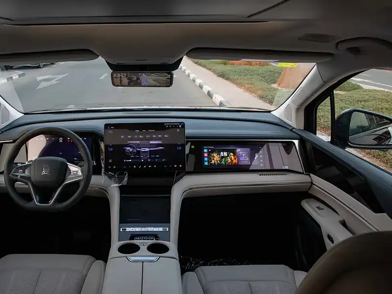 2025 BYD XIA DM-i Hybrid BYD XIA 0KM Black White Van