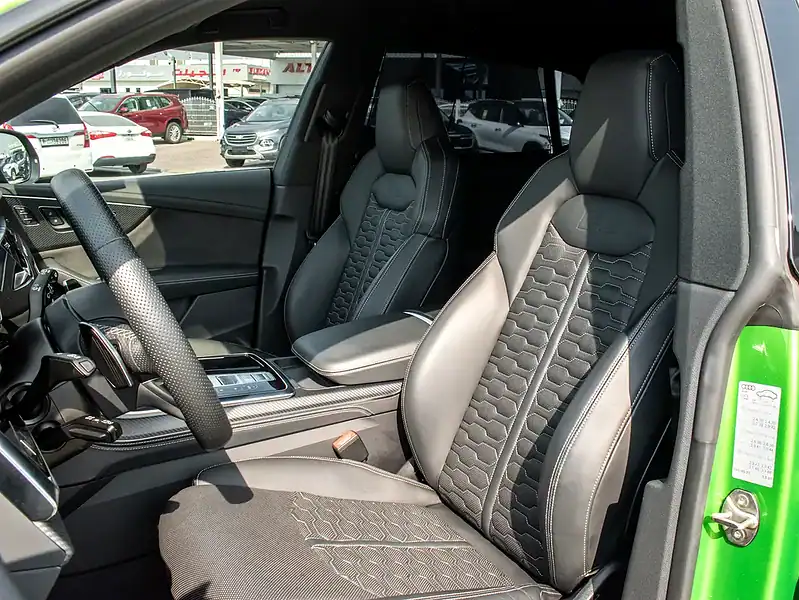 2022 Audi RS Q8 4.0 TFSI Quattro 8 Cylinders Engine Green Black SUV