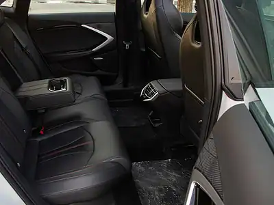 2025 MG 7 ELEGANCE SPORT PACKAGE SPOILER 1.5L 0KM White Green