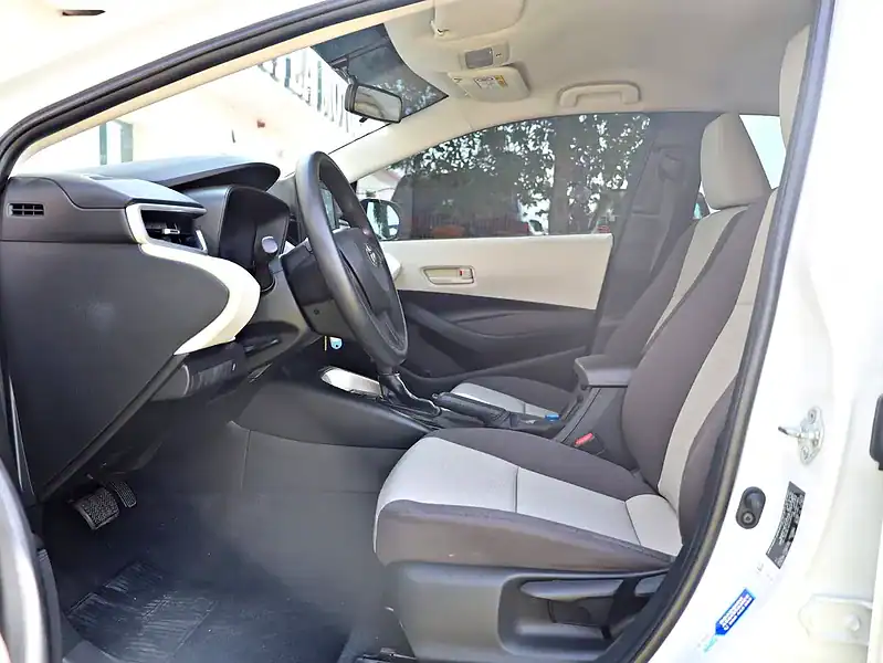 2021 Toyota Corolla XLI 4 Cylinders Engine White Beige Sedan GCC Specs