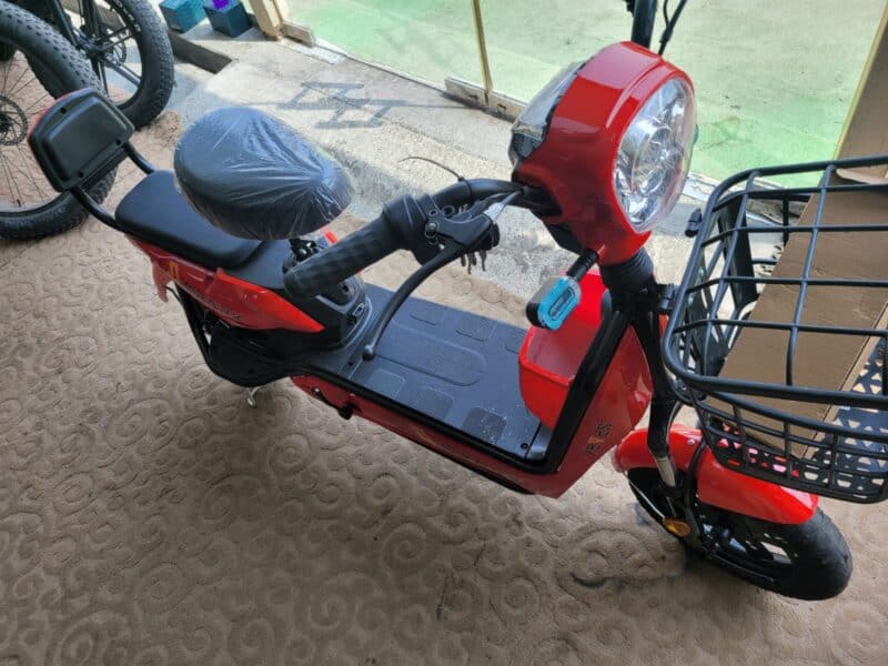 Red Electric Scooter 48 Volt Battery 30 KM Range with 40 Speed