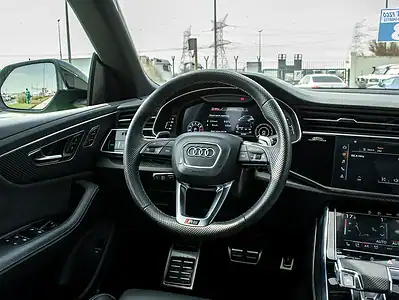 2022 Audi RS Q8 4.0 TFSI Quattro 8 Cylinders Engine Green Black SUV