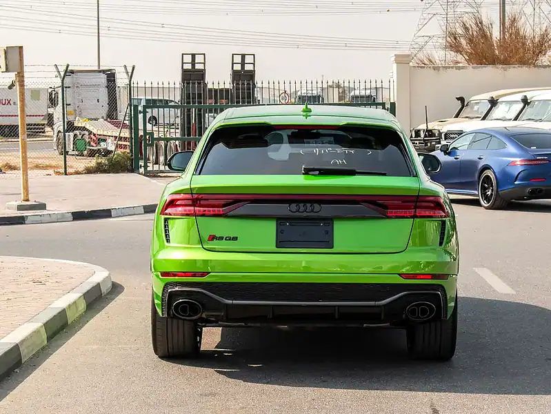 2022 Audi RS Q8 4.0 TFSI Quattro 8 Cylinders Engine Green Black SUV
