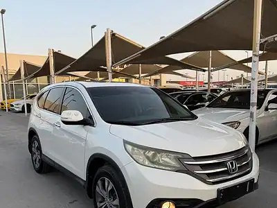 2015 Honda CR-V EX 2.4L Full Option in Excellent Condition White Black