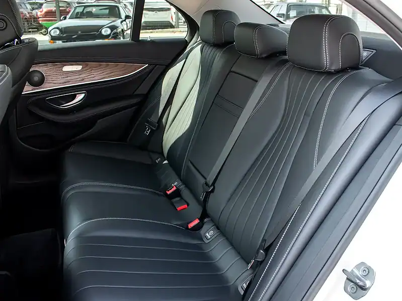 2018 Mercedes-Benz E-Class E400 4Matic 6 Cylinders Engine White Black Sedan