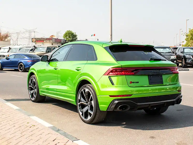 2022 Audi RS Q8 4.0 TFSI Quattro 8 Cylinders Engine Green Black SUV