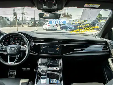 2022 Audi RS Q8 4.0 TFSI Quattro 8 Cylinders Engine Green Black SUV