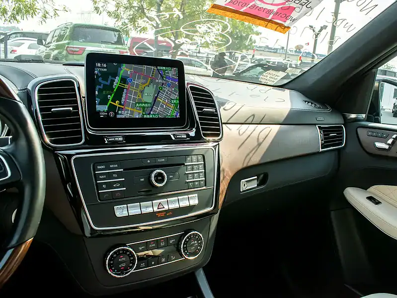 2018 Mercedes-Benz GLS-Class GLS 550 8 Cylinder Engine Black Beige SUV