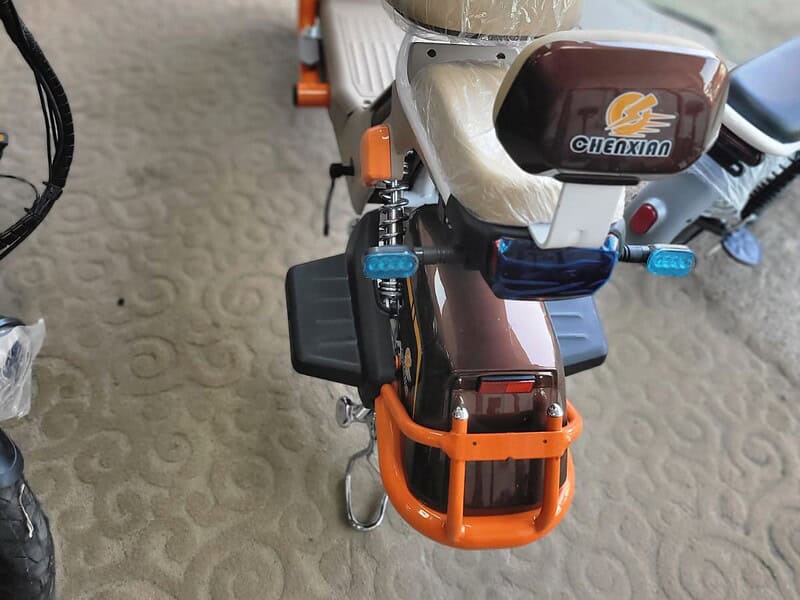 Electric Scooter 48 Volt Battery 45 Speed 50 Range AMP 25 Bronze Beige