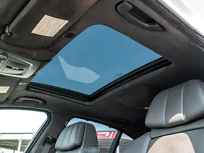 2012 BMW M5 Standard 8 Cylinders Engine White Black Sedan