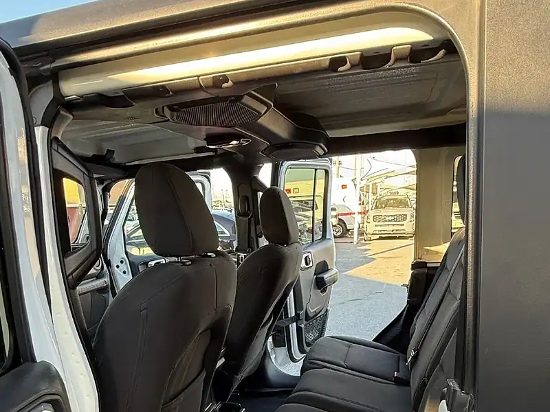 2020 Jeep Wrangler Unlimited Sport S 3.6L A/T RHD White Black